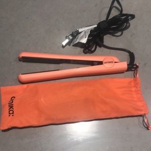 Amika Hair Straightener